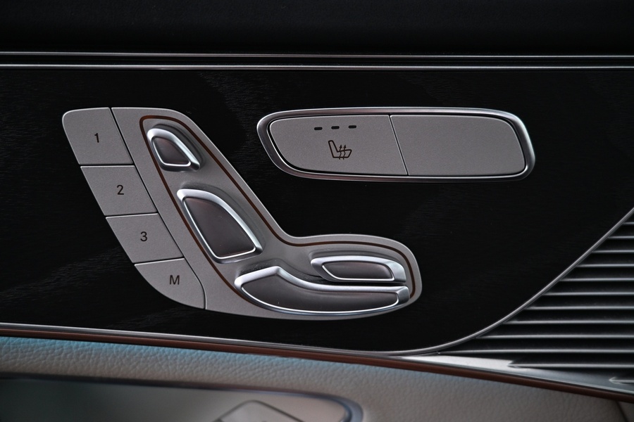 Mercedes-Benz EQC vaihtoauto