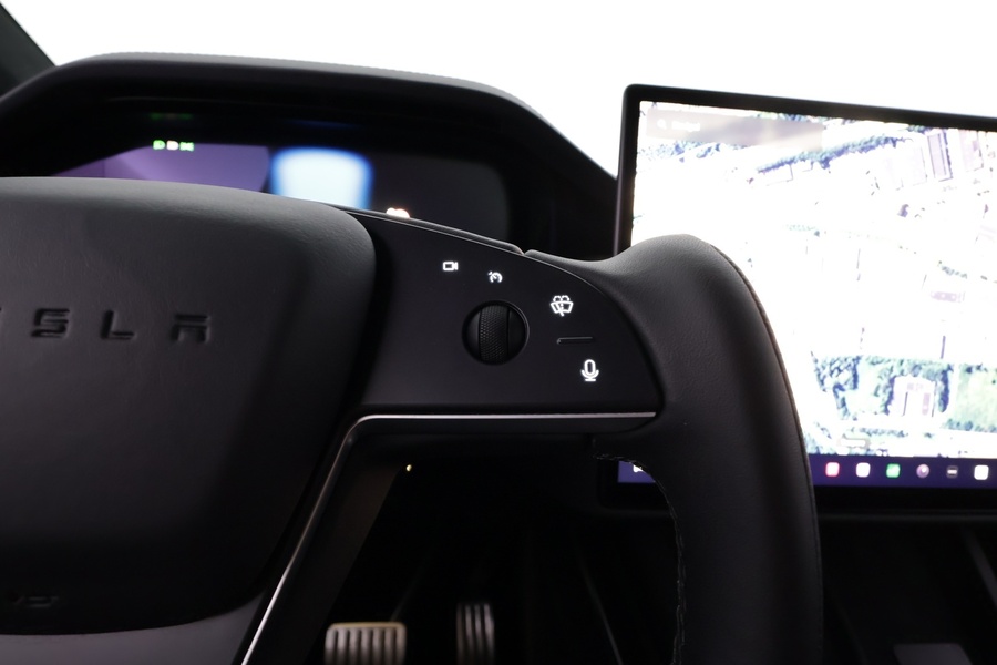 Tesla Model X vaihtoauto