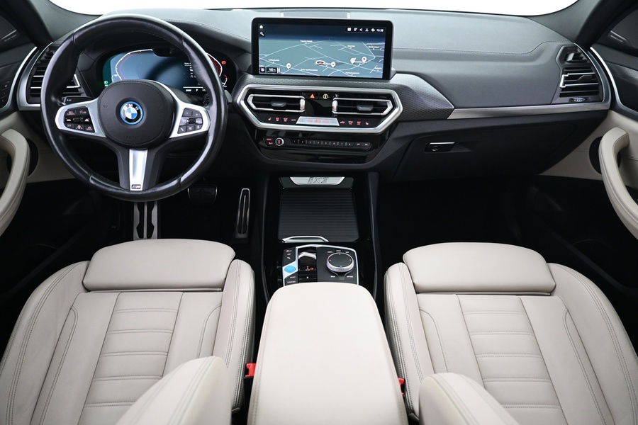 BMW iX3 vaihtoauto