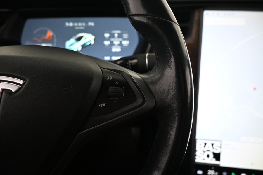 Tesla Model S vaihtoauto