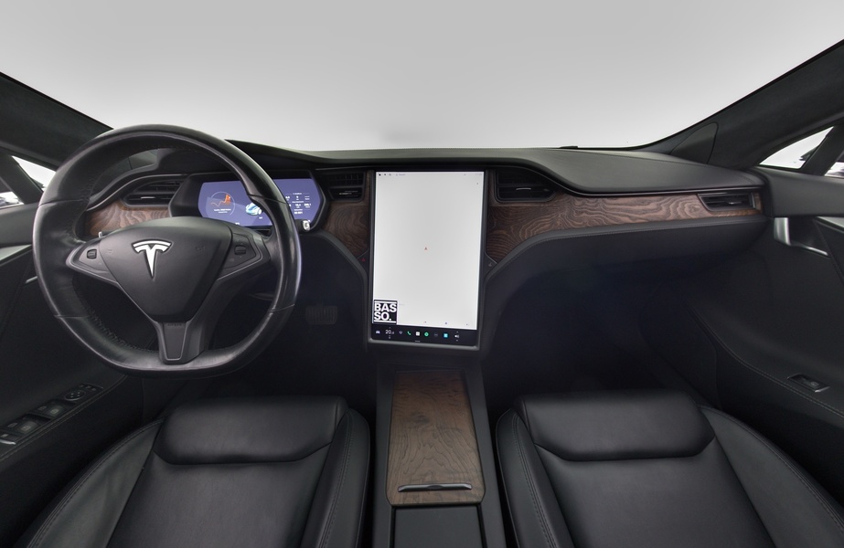 Tesla Model S vaihtoauto