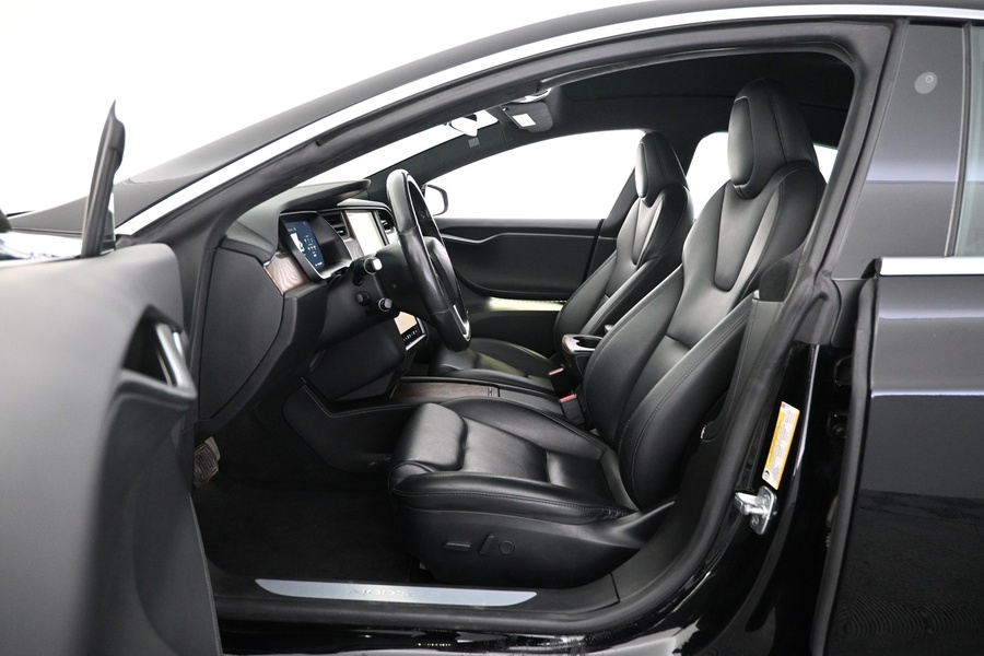 Tesla Model S vaihtoauto