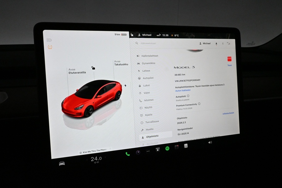 Tesla Model 3 vaihtoauto