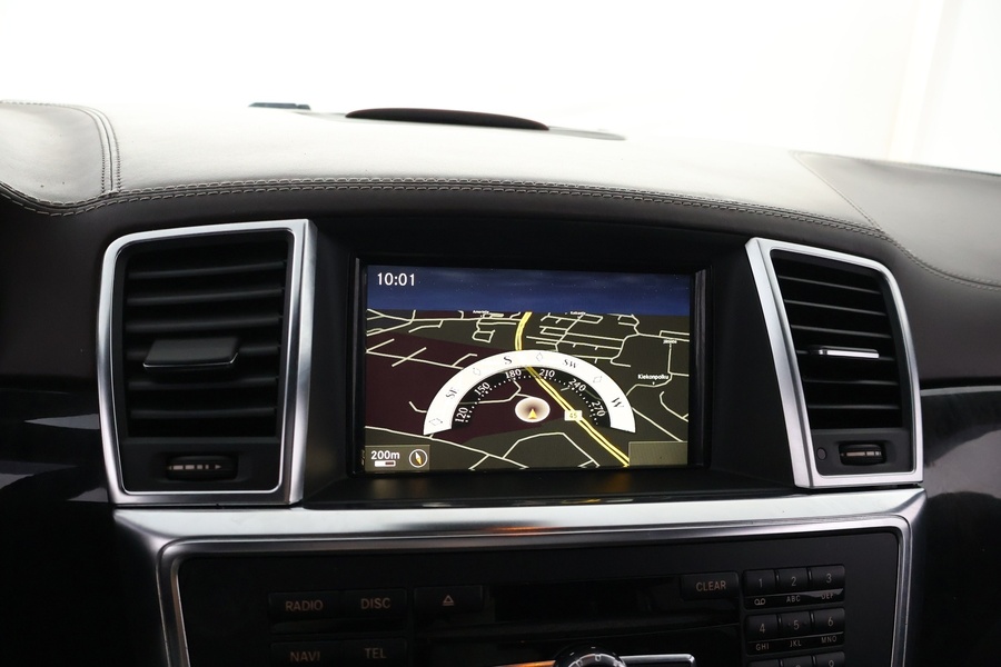 Mercedes-Benz ML vaihtoauto