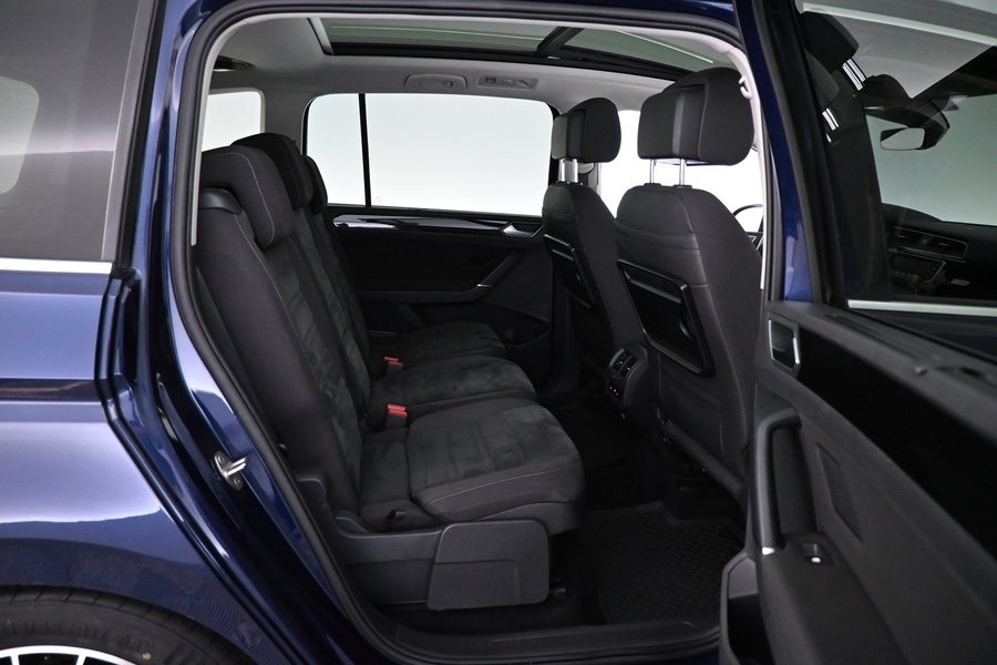 Volkswagen Touran vaihtoauto