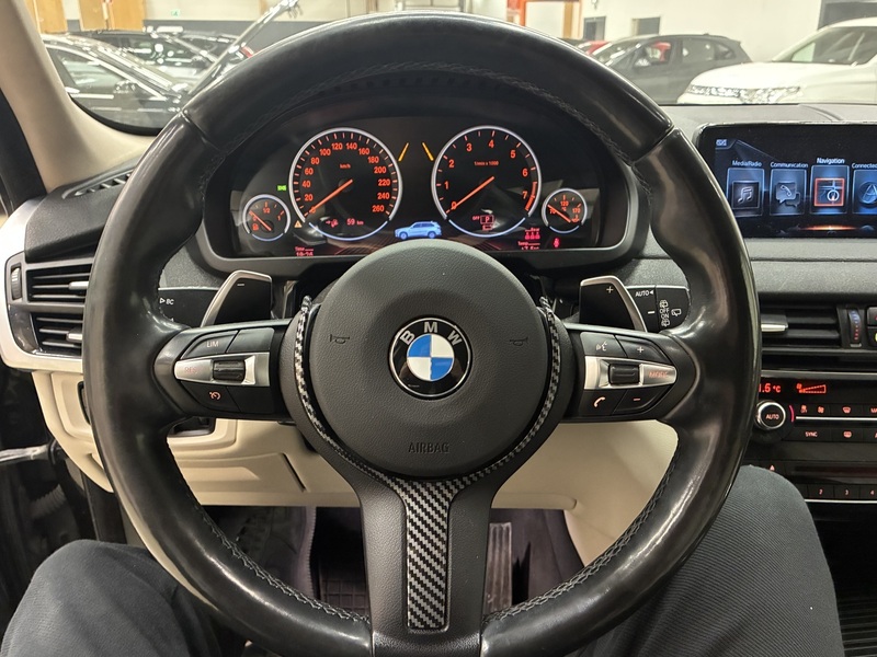 BMW X5 vaihtoauto