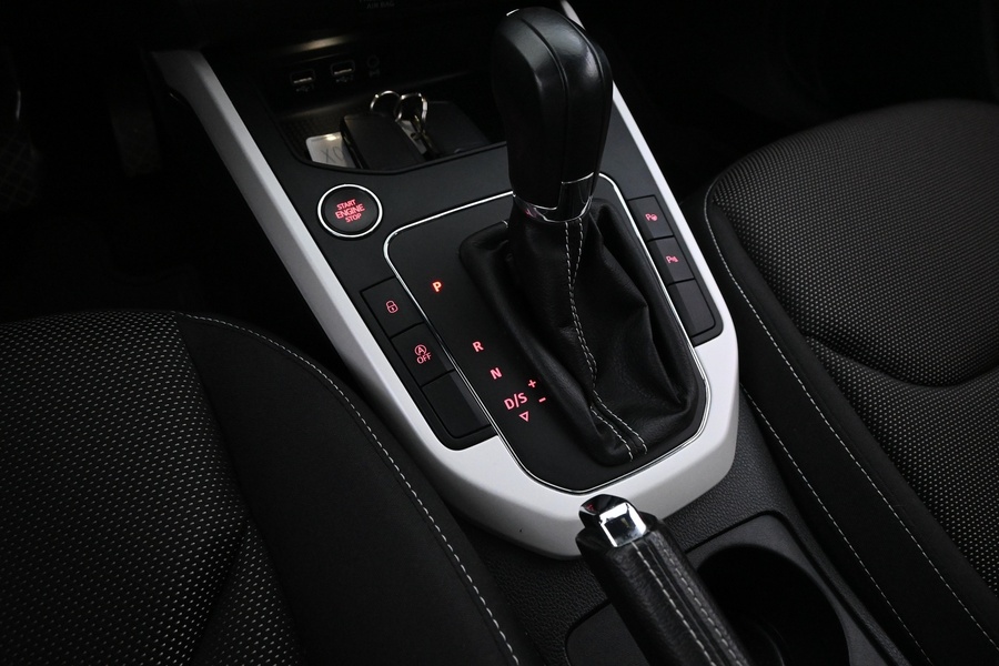 SEAT Arona vaihtoauto