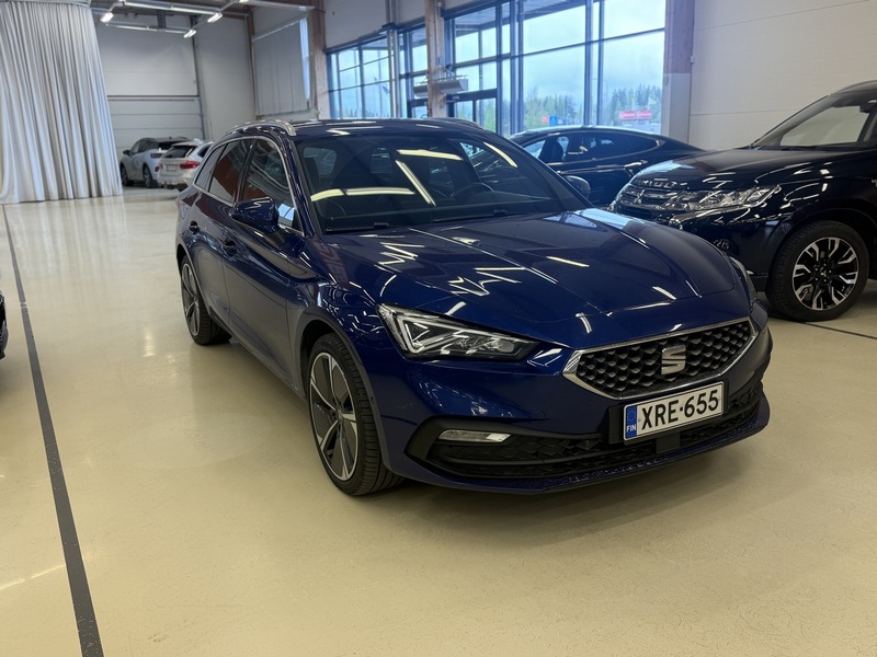 SEAT Leon Sportstourer vaihtoauto