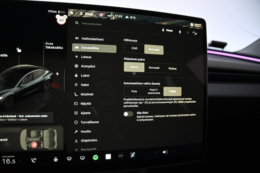 Tesla Model 3 vaihtoauto