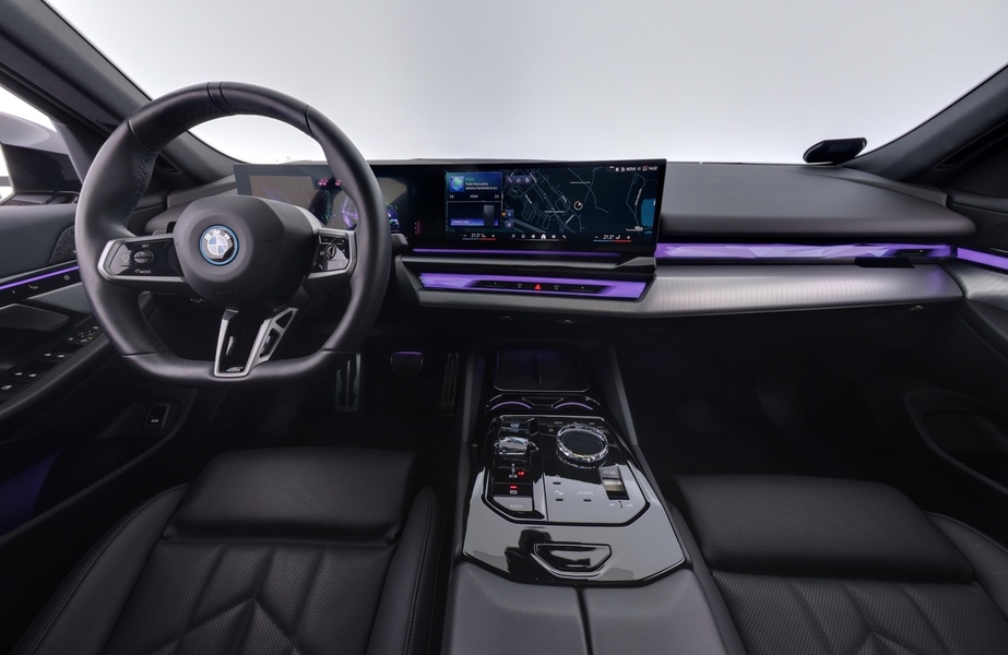 BMW i5 vaihtoauto