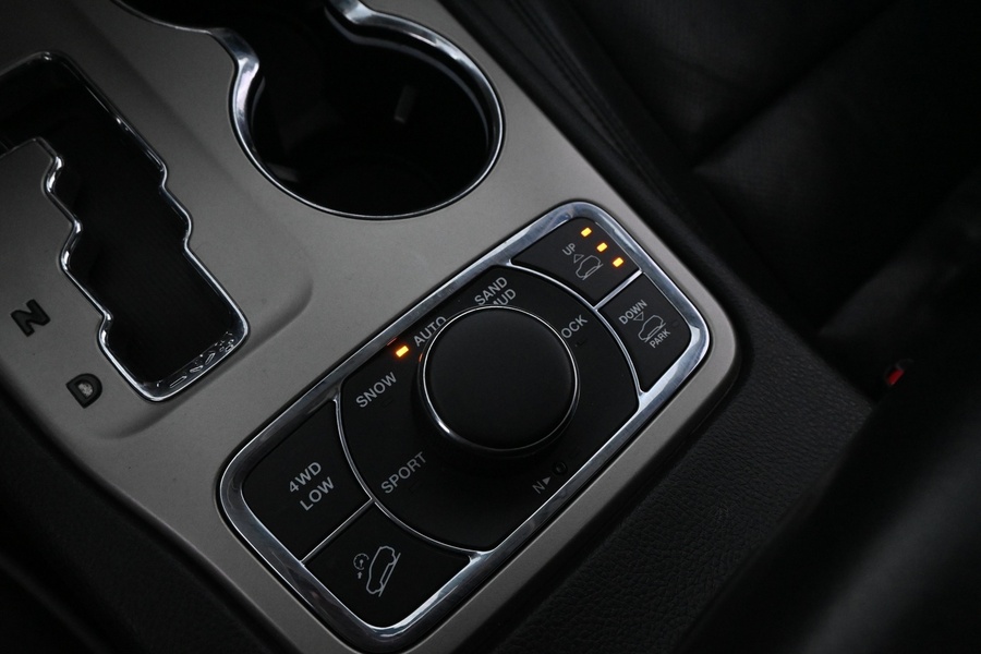 Jeep Grand Cherokee vaihtoauto