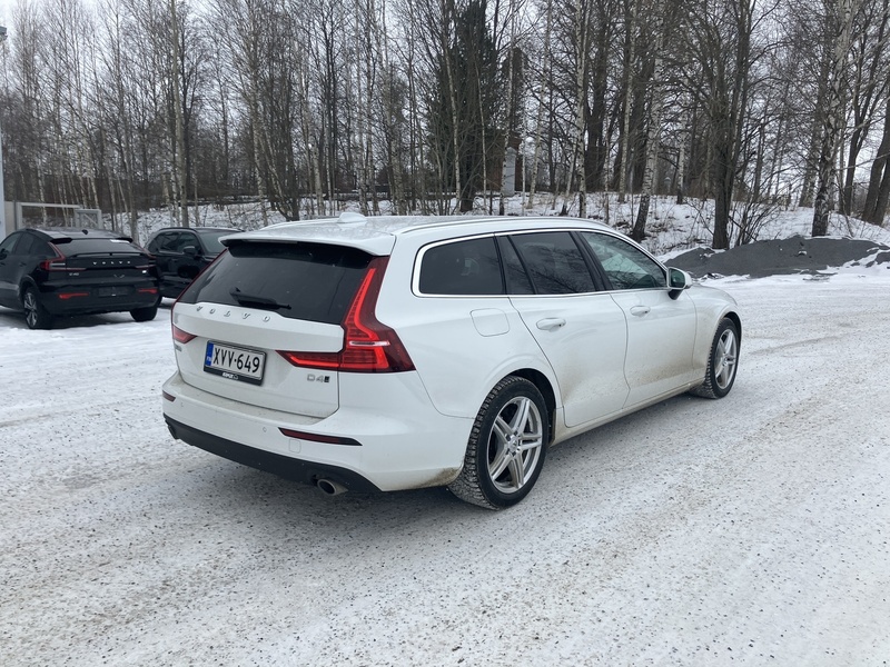 Volvo V60 vaihtoauto