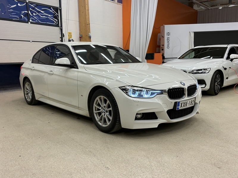 BMW 330 vaihtoauto