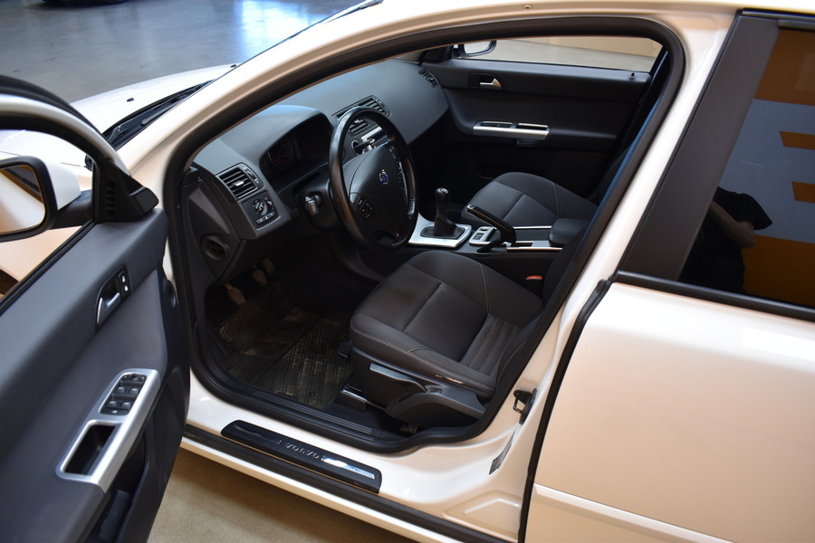 Volvo V50 vaihtoauto