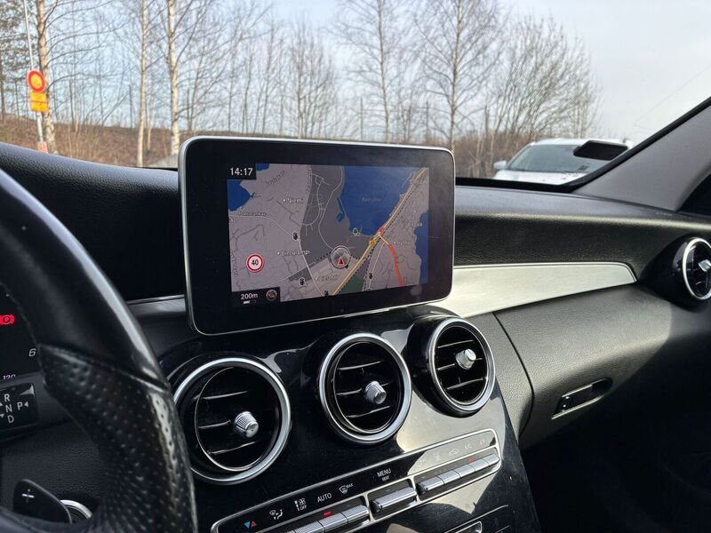 Mercedes-Benz C vaihtoauto