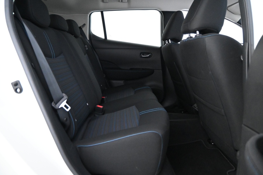 Nissan Leaf vaihtoauto