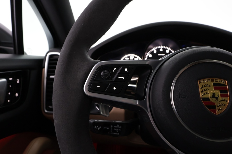 Porsche Cayenne vaihtoauto