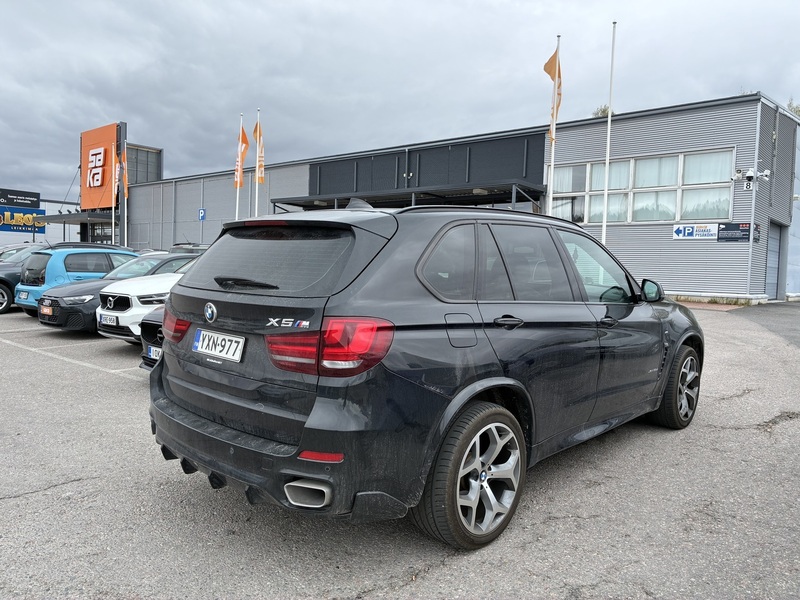 BMW X5 vaihtoauto