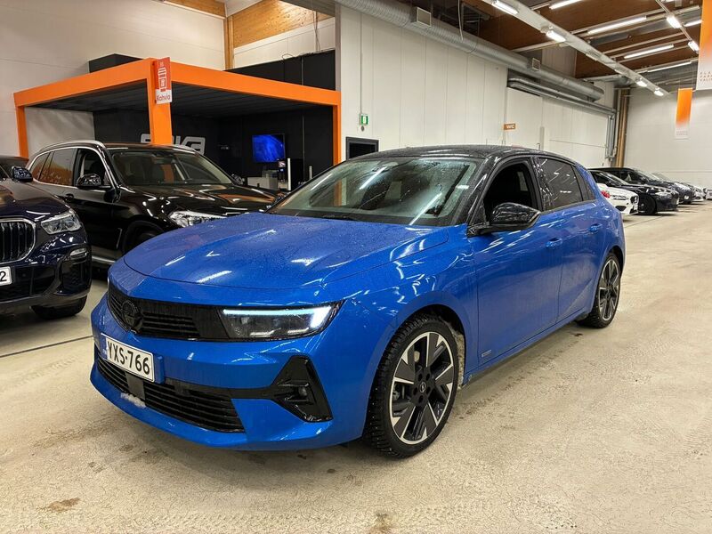Opel Astra vaihtoauto