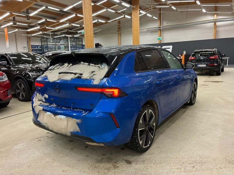 Opel Astra vaihtoauto