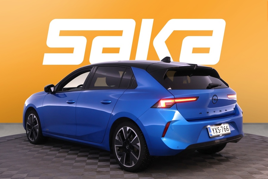 Opel Astra vaihtoauto