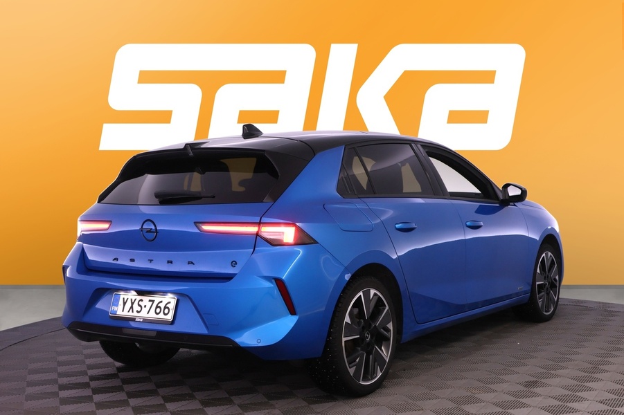 Opel Astra vaihtoauto