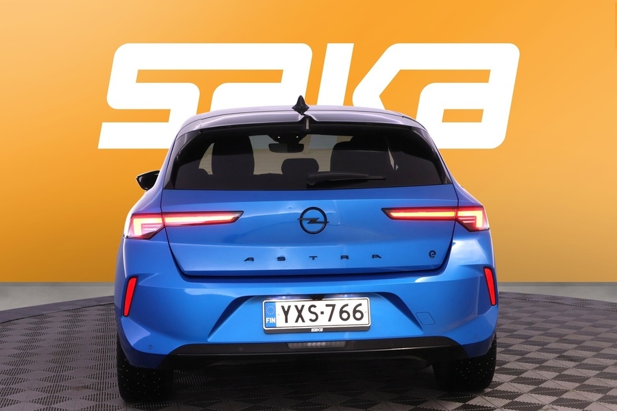 Opel Astra vaihtoauto