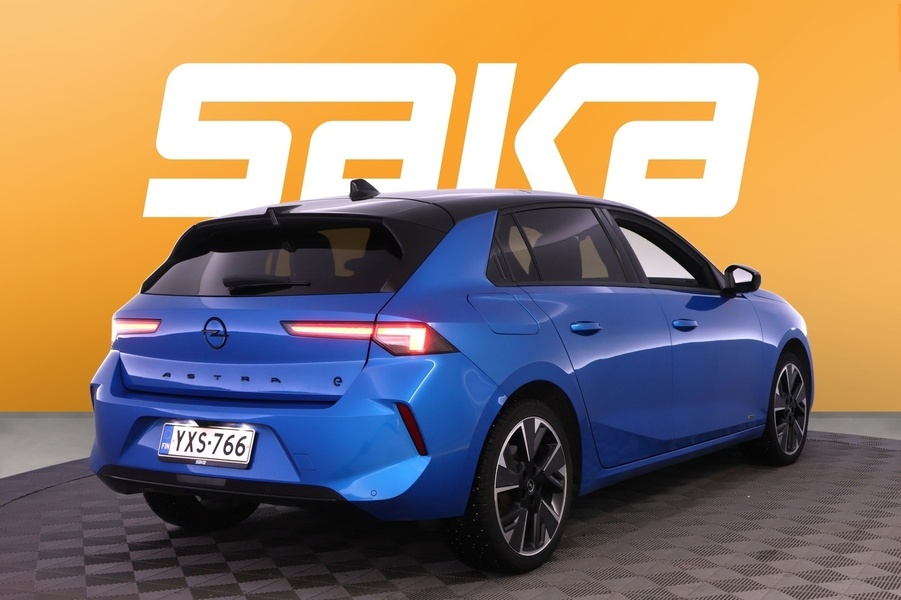 Opel Astra vaihtoauto