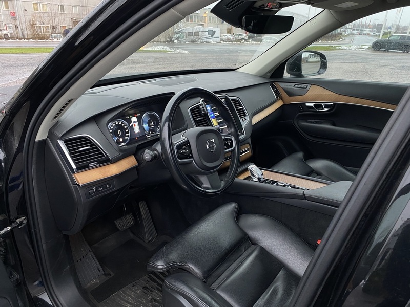 Volvo XC90 vaihtoauto