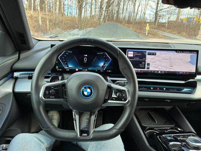 BMW i5 vaihtoauto