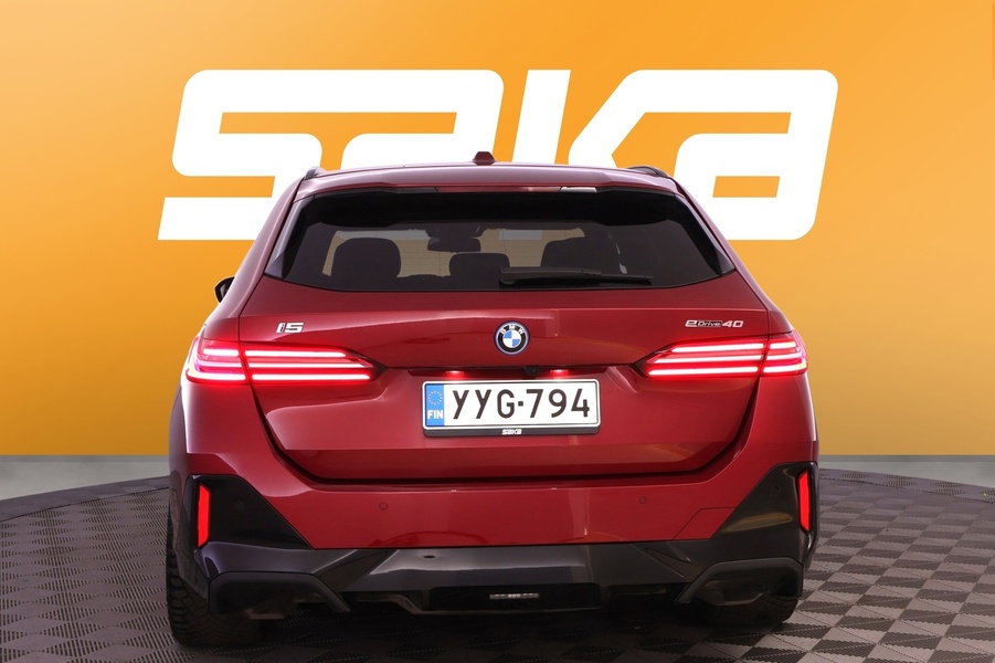 BMW i5 vaihtoauto