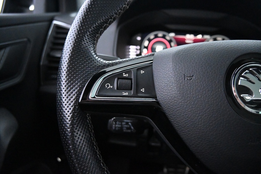 Skoda Karoq vaihtoauto