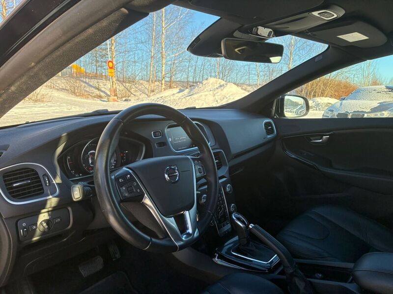 Volvo V40 vaihtoauto