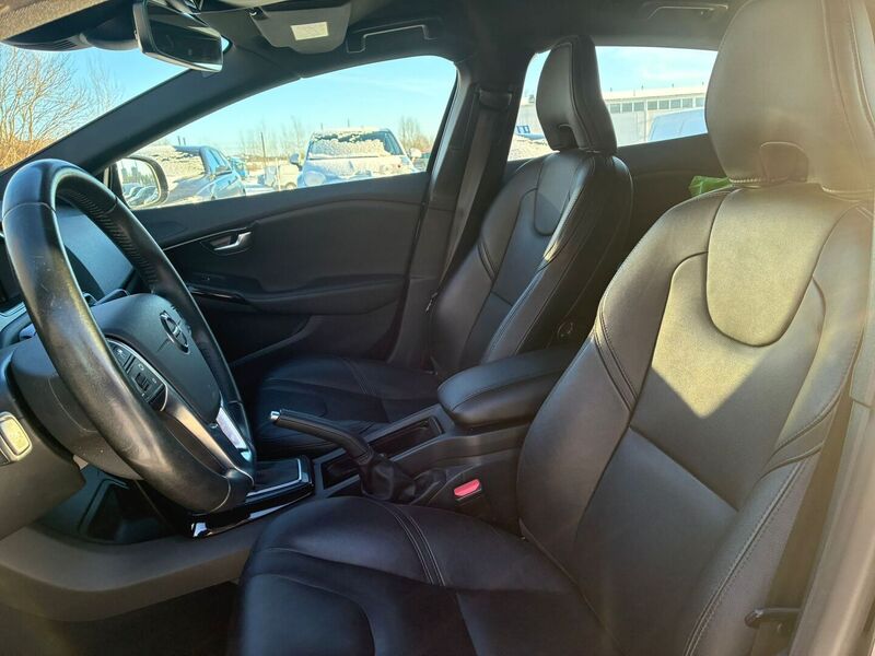 Volvo V40 vaihtoauto