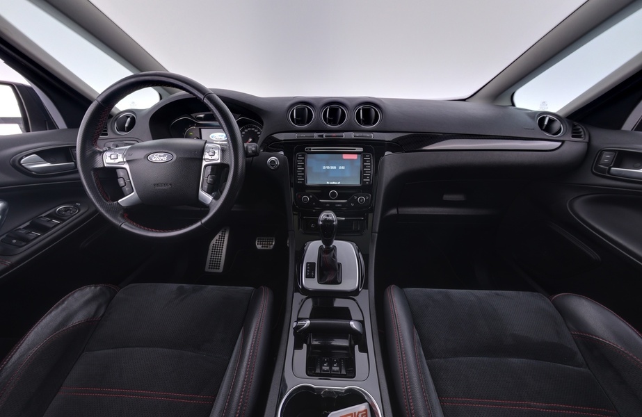 Ford S-MAX vaihtoauto