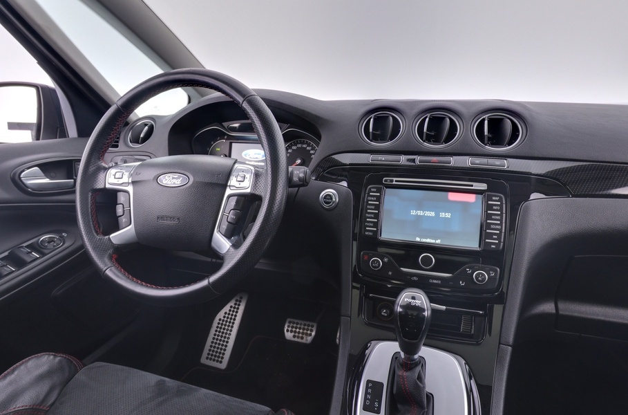 Ford S-MAX vaihtoauto