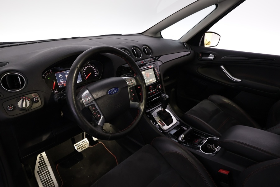 Ford S-MAX vaihtoauto