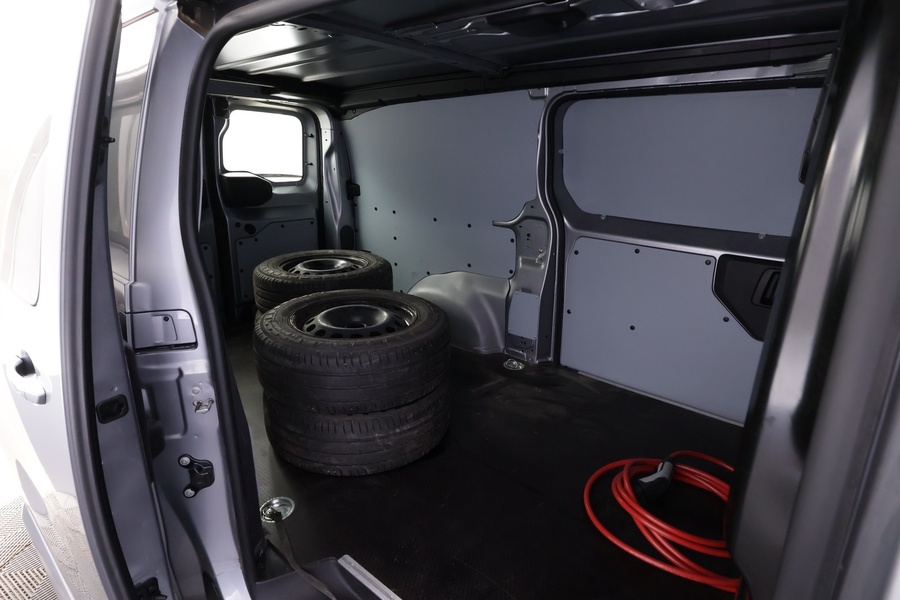 Toyota Proace EV vaihtoauto