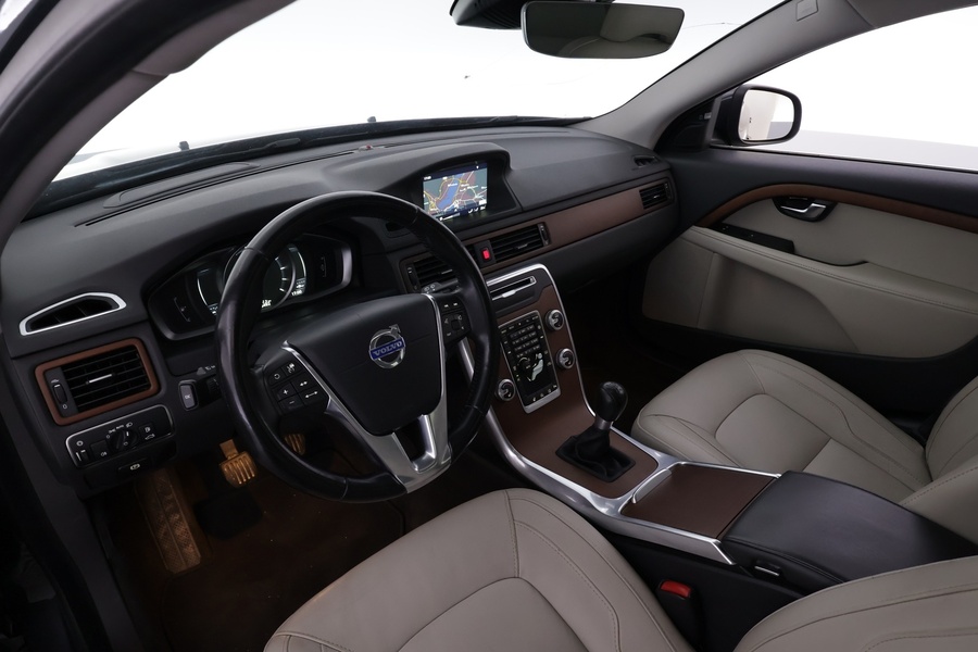 Volvo V70 vaihtoauto