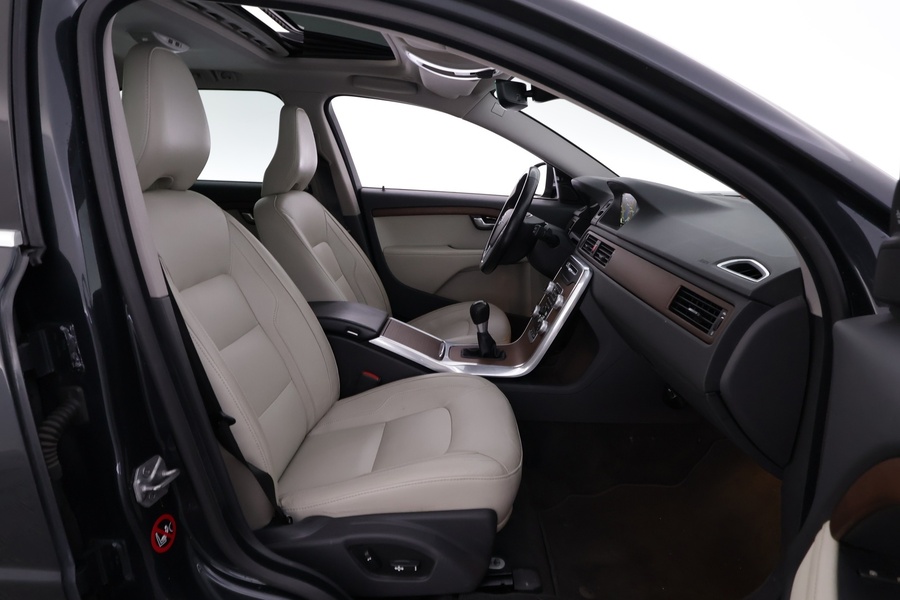 Volvo V70 vaihtoauto