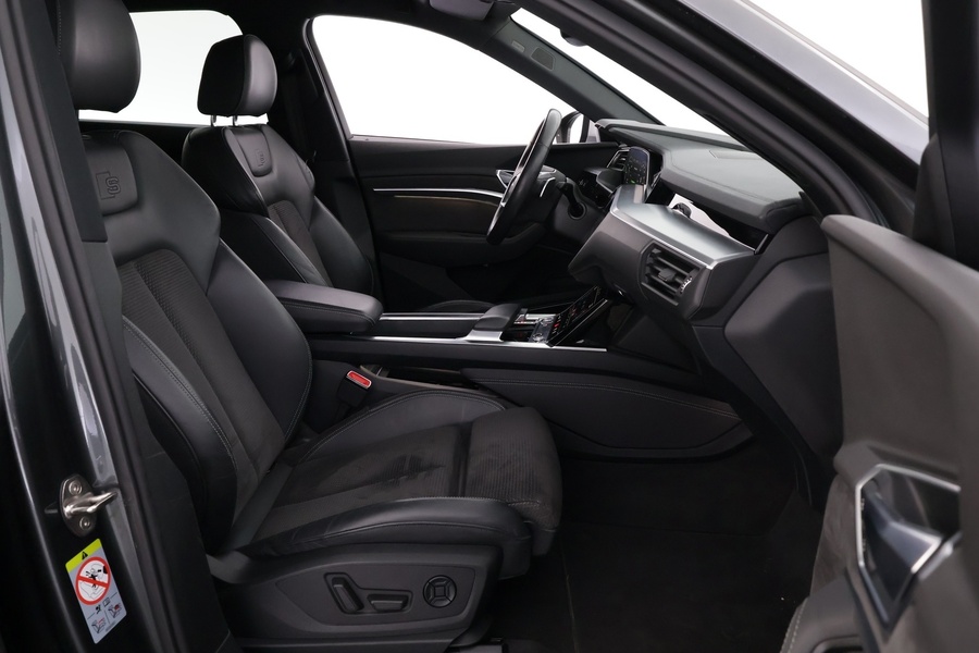 Audi e-tron vaihtoauto