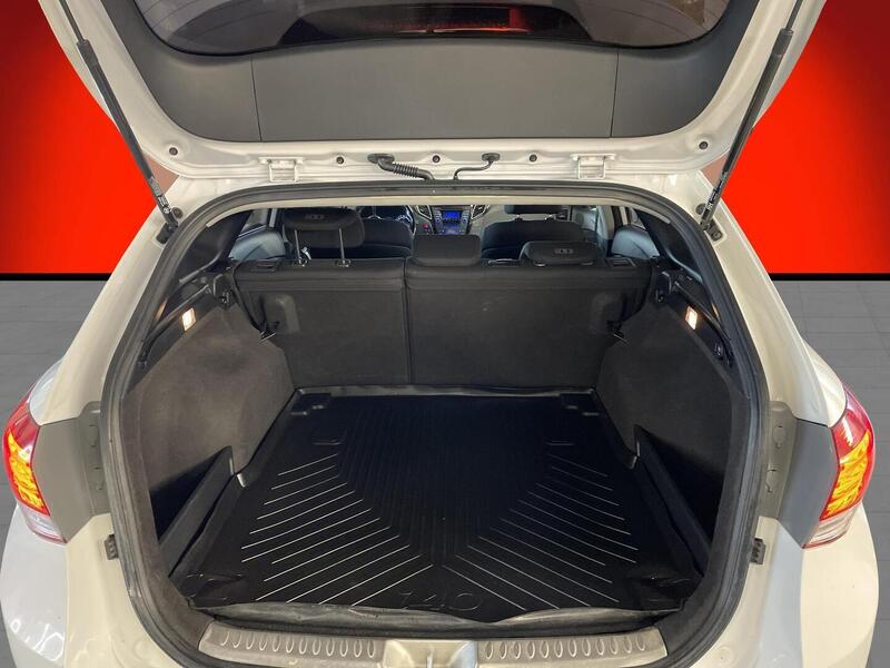 Hyundai i40 Wagon vaihtoauto