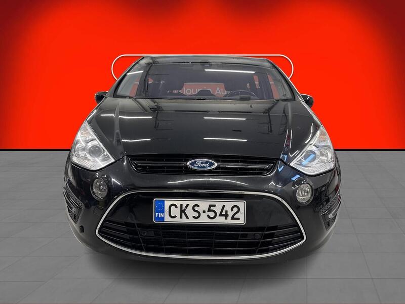Ford S-MAX vaihtoauto