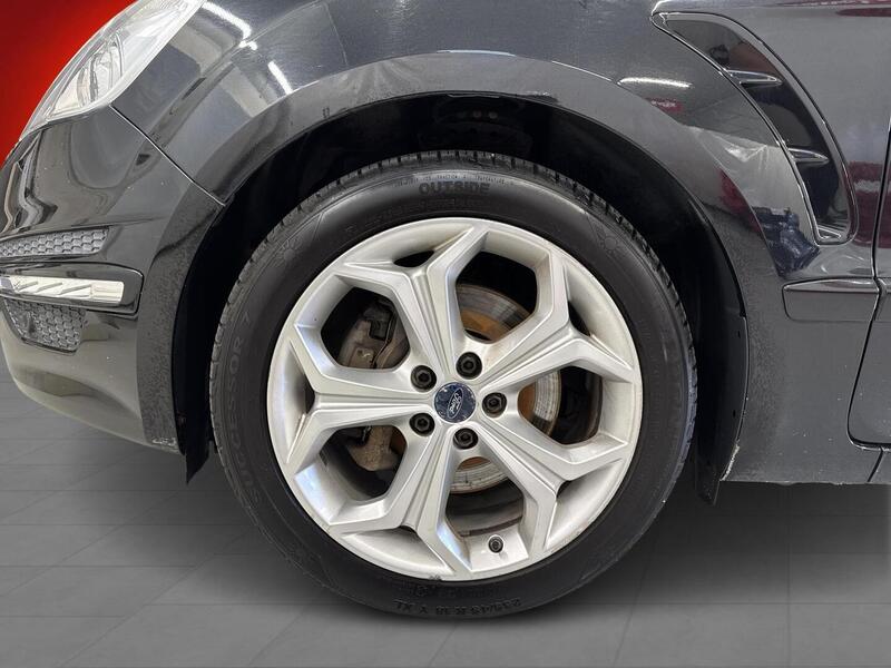 Ford S-MAX vaihtoauto