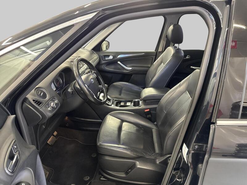 Ford S-MAX vaihtoauto