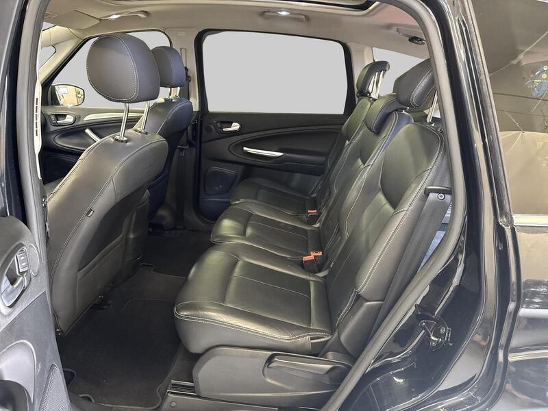 Ford S-MAX vaihtoauto