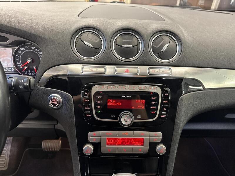 Ford S-MAX vaihtoauto