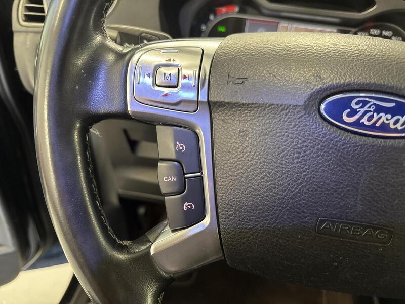 Ford S-MAX vaihtoauto