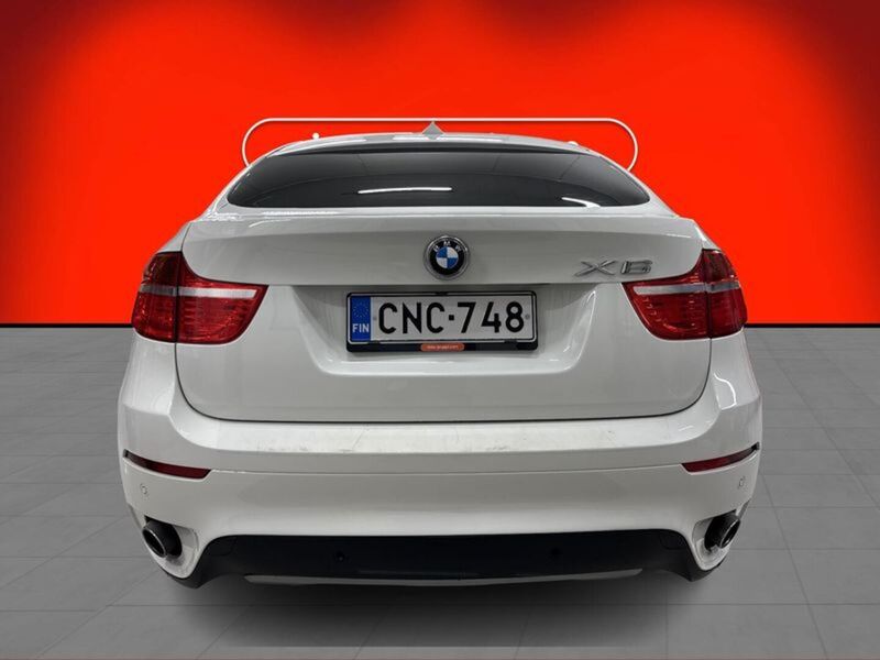 BMW X6 vaihtoauto
