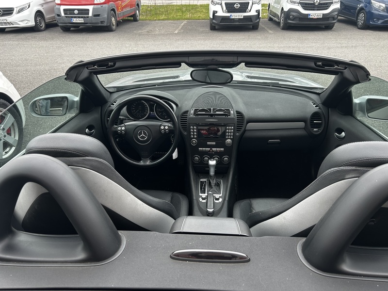 Mercedes-Benz SLK vaihtoauto